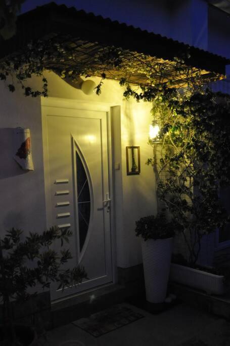 Little House Kucica Villa Banjol Luaran gambar